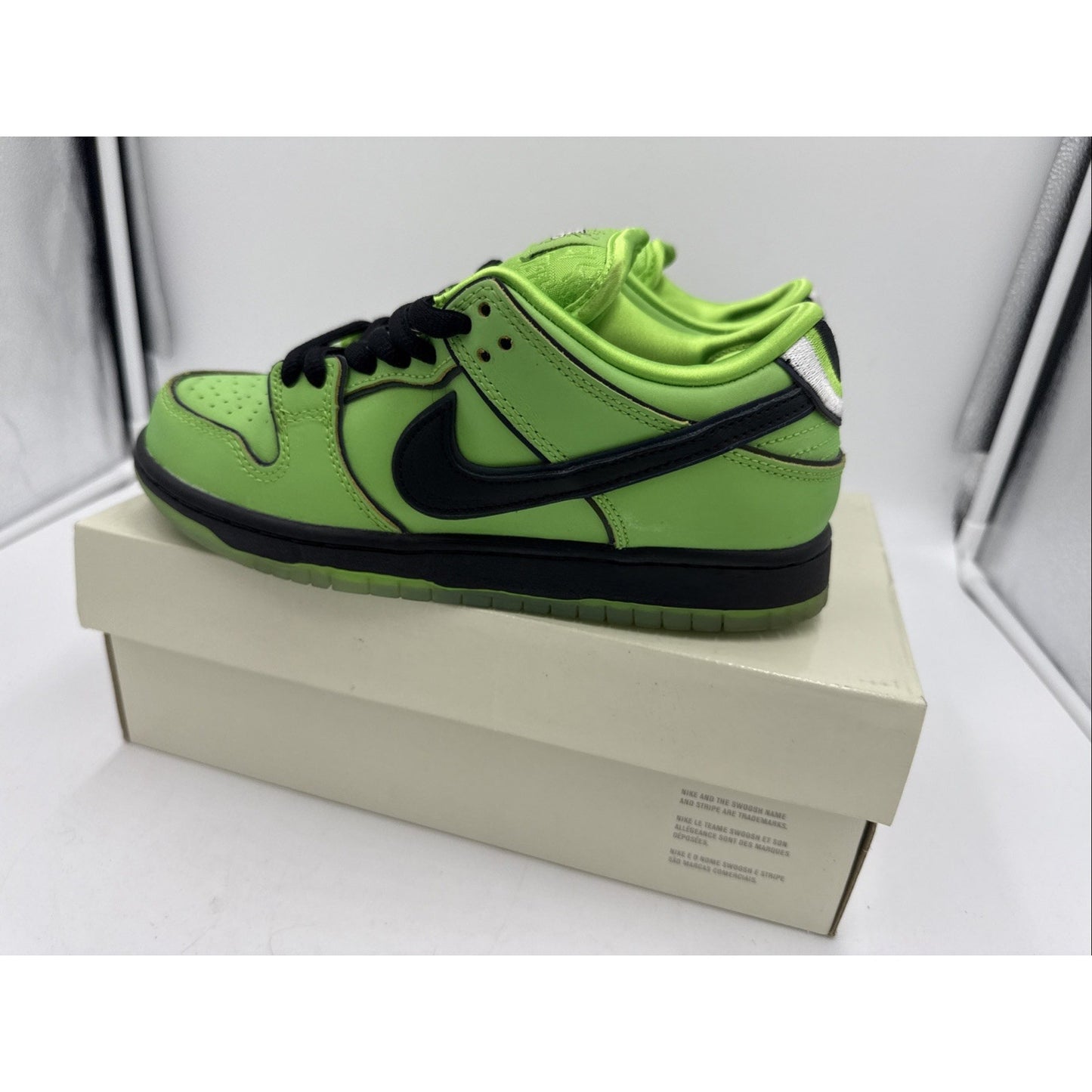 Size 5 - Nike The Powerpuff Girls x Dunk Pro SB QS Low Buttercup