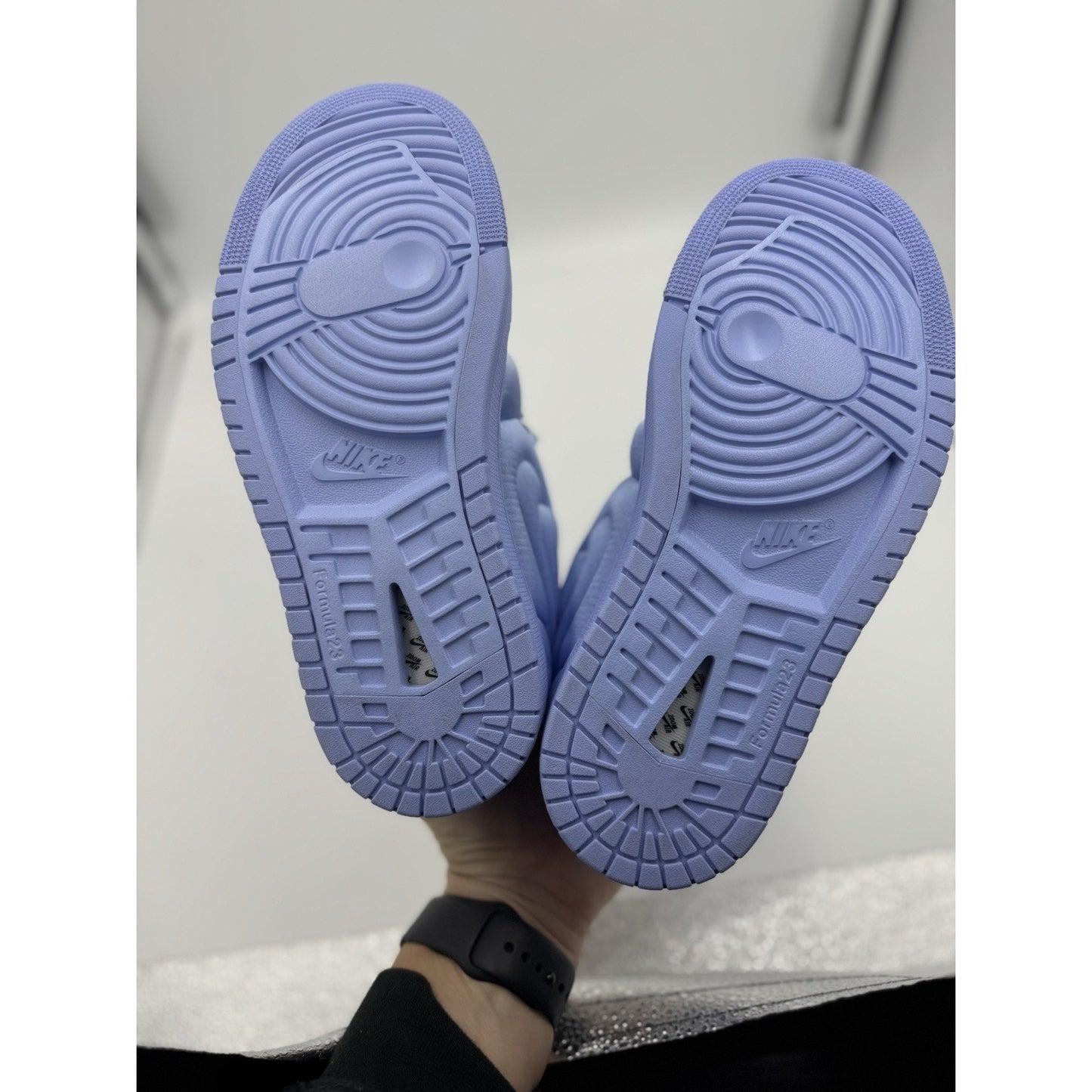 Size 8.5 - Air Jordan 1 Method of Make Low Satin Aluminum W