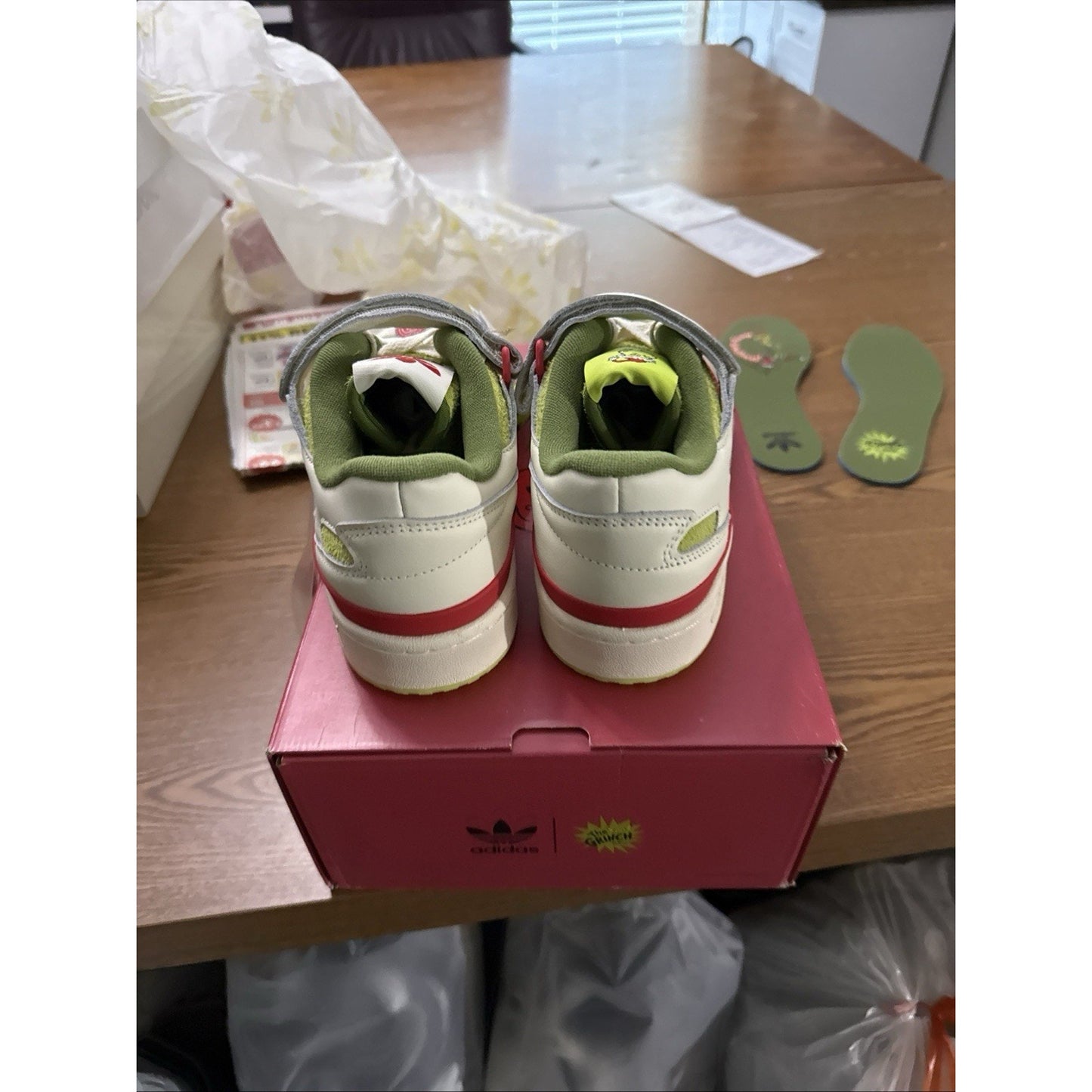 Adidas "Grinch" Forum Low Fashion Sneakers ID3512 Men’s Size 10 BS391
