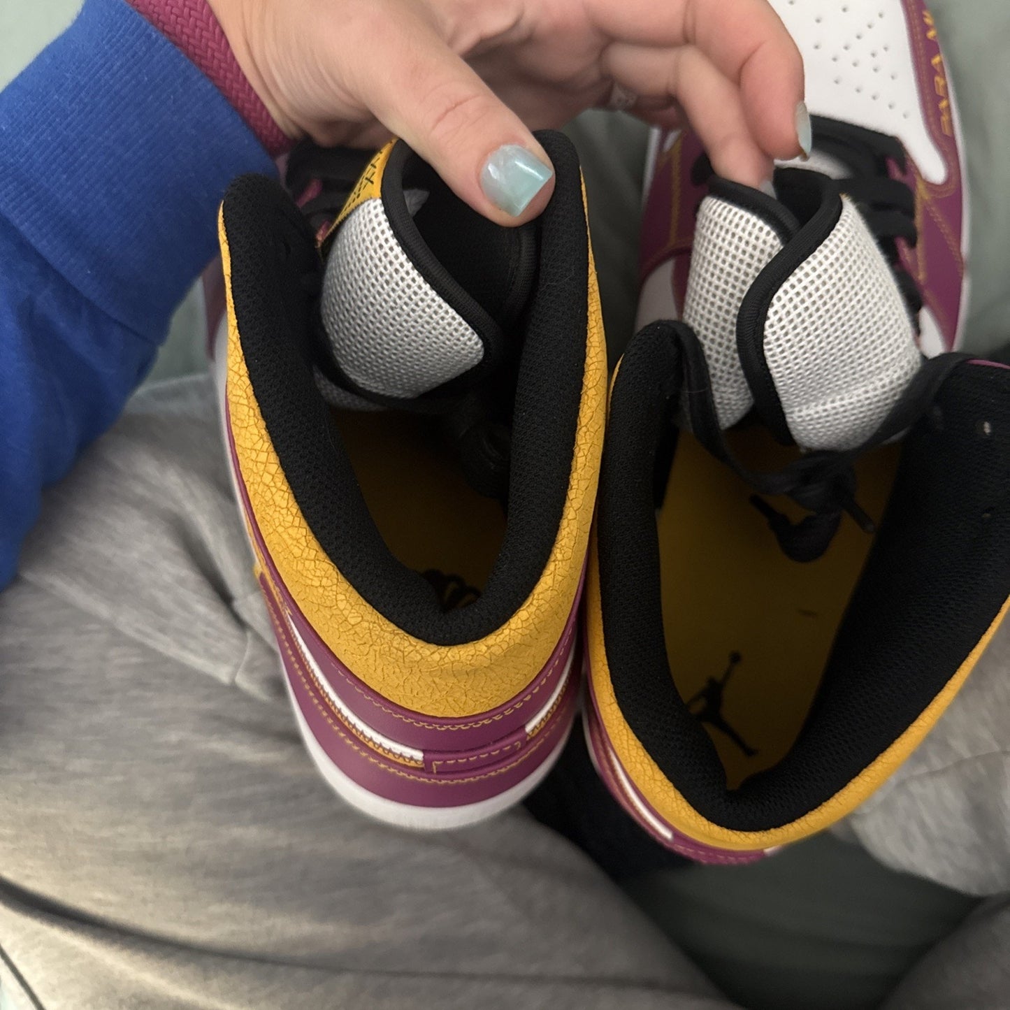 Size 15 - Air Jordan 1 Mid Día de Muertos