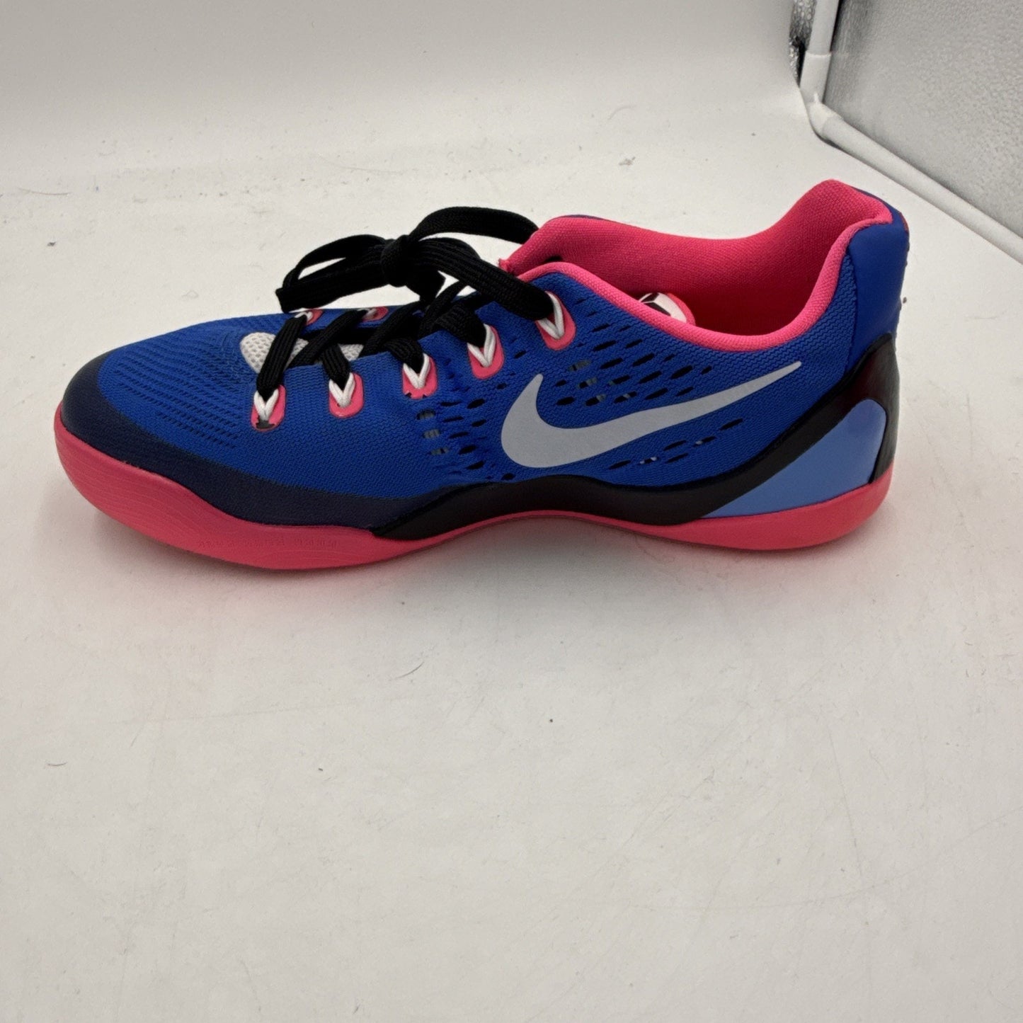 Size 4.5Y Kobe Hyper Cobalt Pink Unisex 653593-600