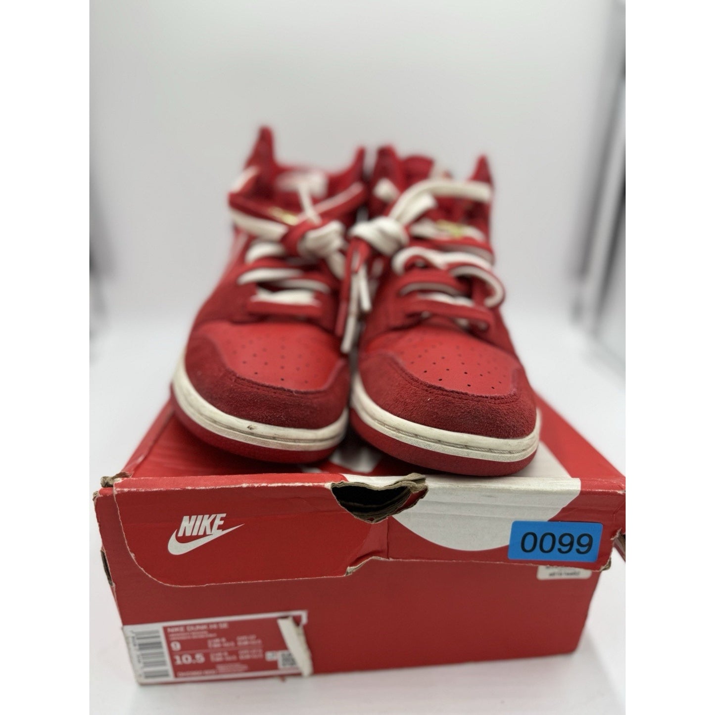 Size 9 - Nike Dunk SE High First Use Pack - University Red