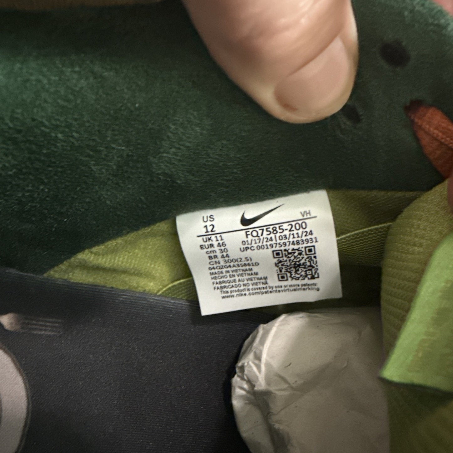 Size 12 - Nike Dunk Pro SB Low Escargot