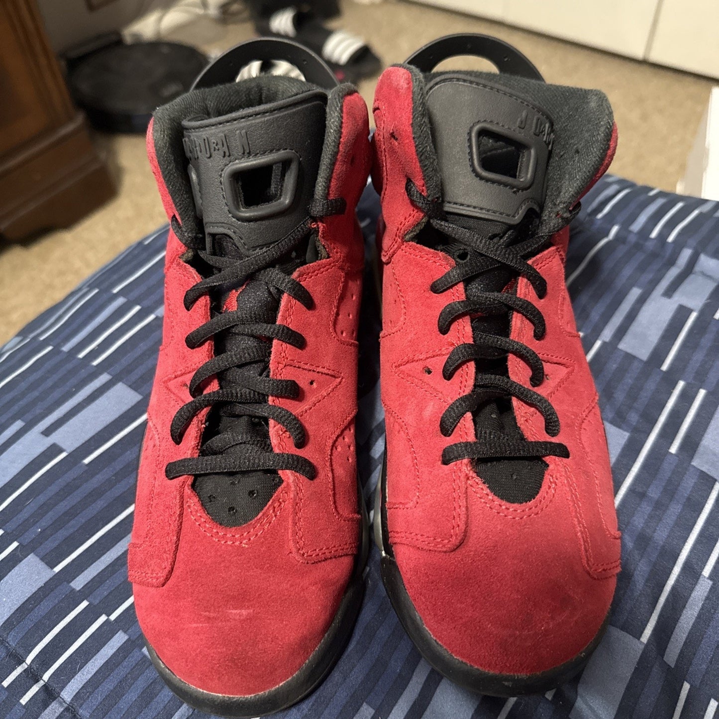 Size 6 (GS) - Jordan 6 Retro Mid Toro Bravo