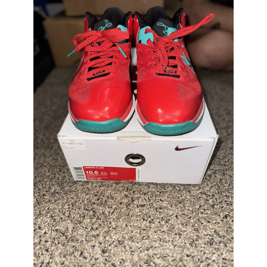 Size 10.5 - Nike LeBron 9 Low Liverpool BS495