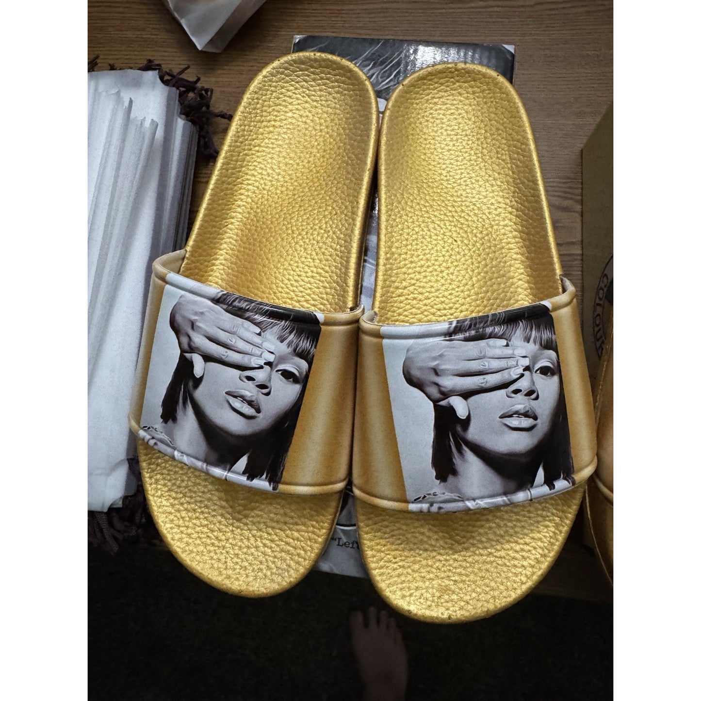 Size 8 Women’s Left Eye Legacy Slides Cross Colours BS237