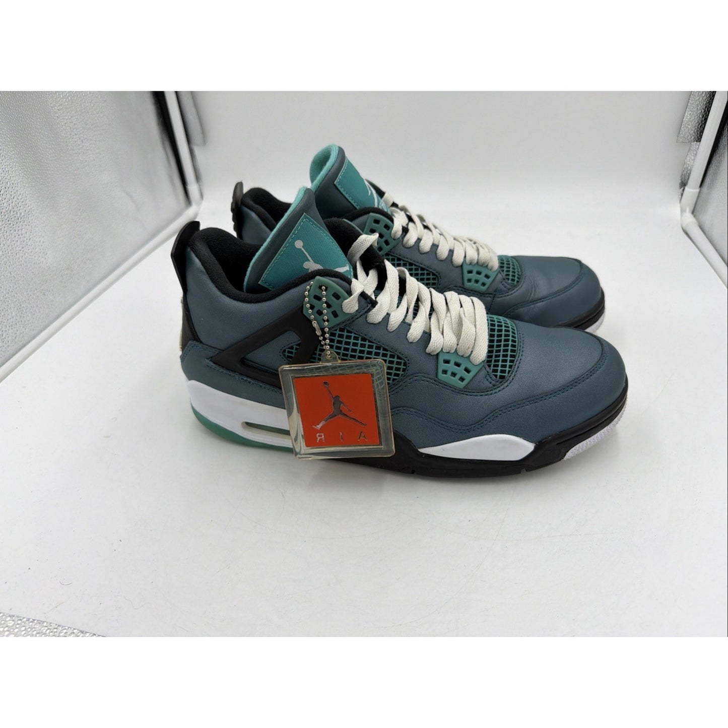 Size 10.5 - Air Jordan 4 Retro Teal