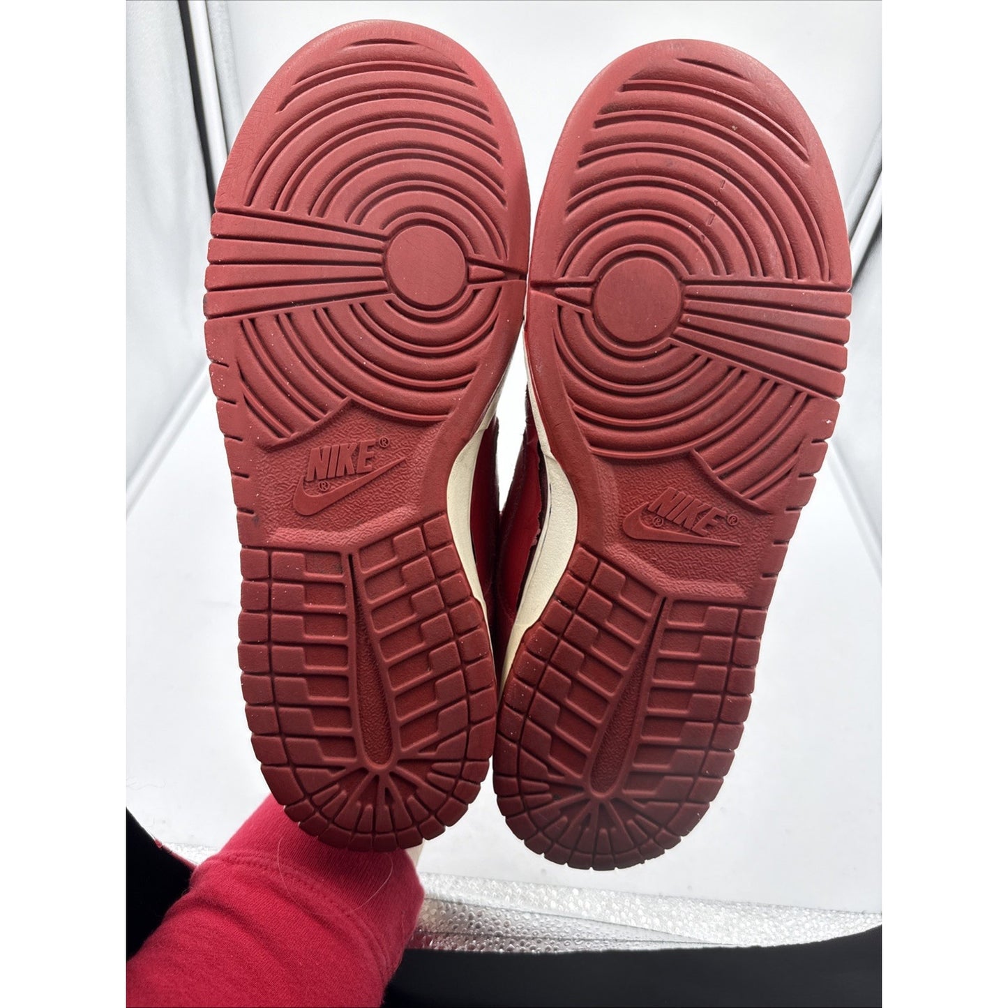 Size 9.5 - Nike Dunk Pro SB Low Superman