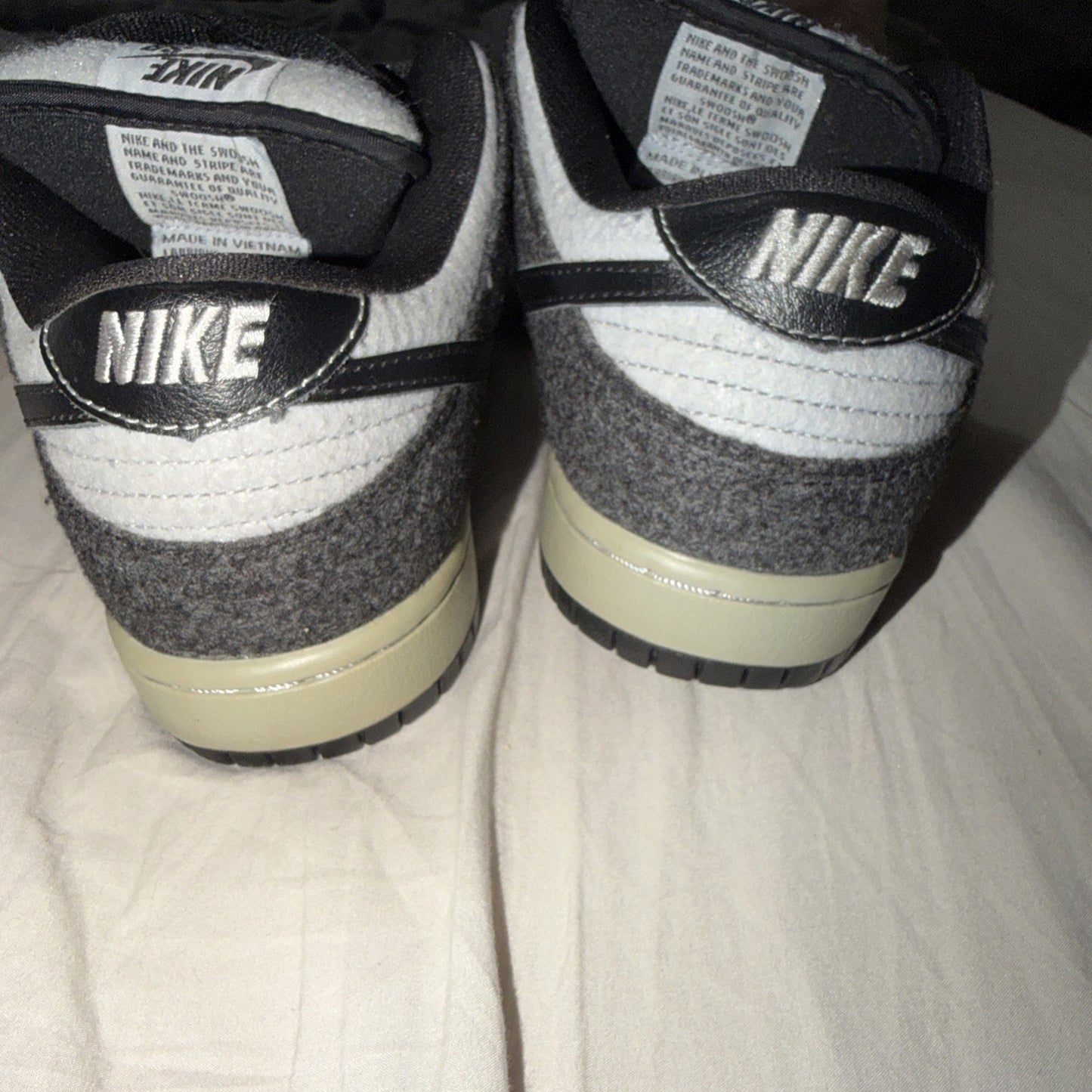 Size 7 - Nike Dunk Premium SB Low Wolf Grey Wool