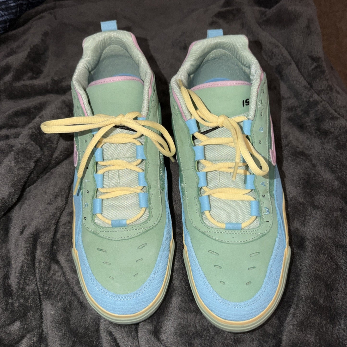 Size 12 - Verdy x Nike Air Max Ishod Wair SB Visty