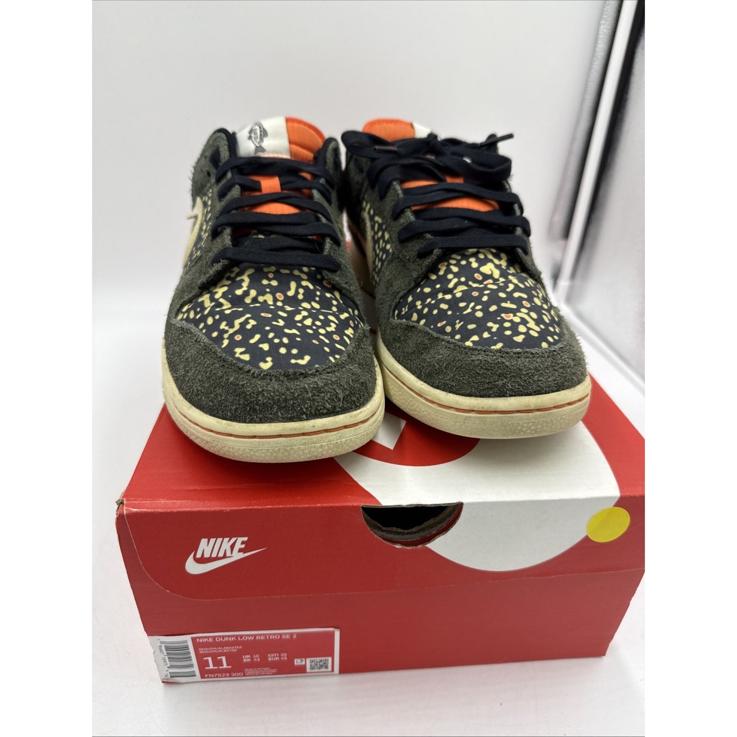 3017) Nike Dunk Low Gone Fishing Rainbow Trout FN7523-300 Men's Size 9.5