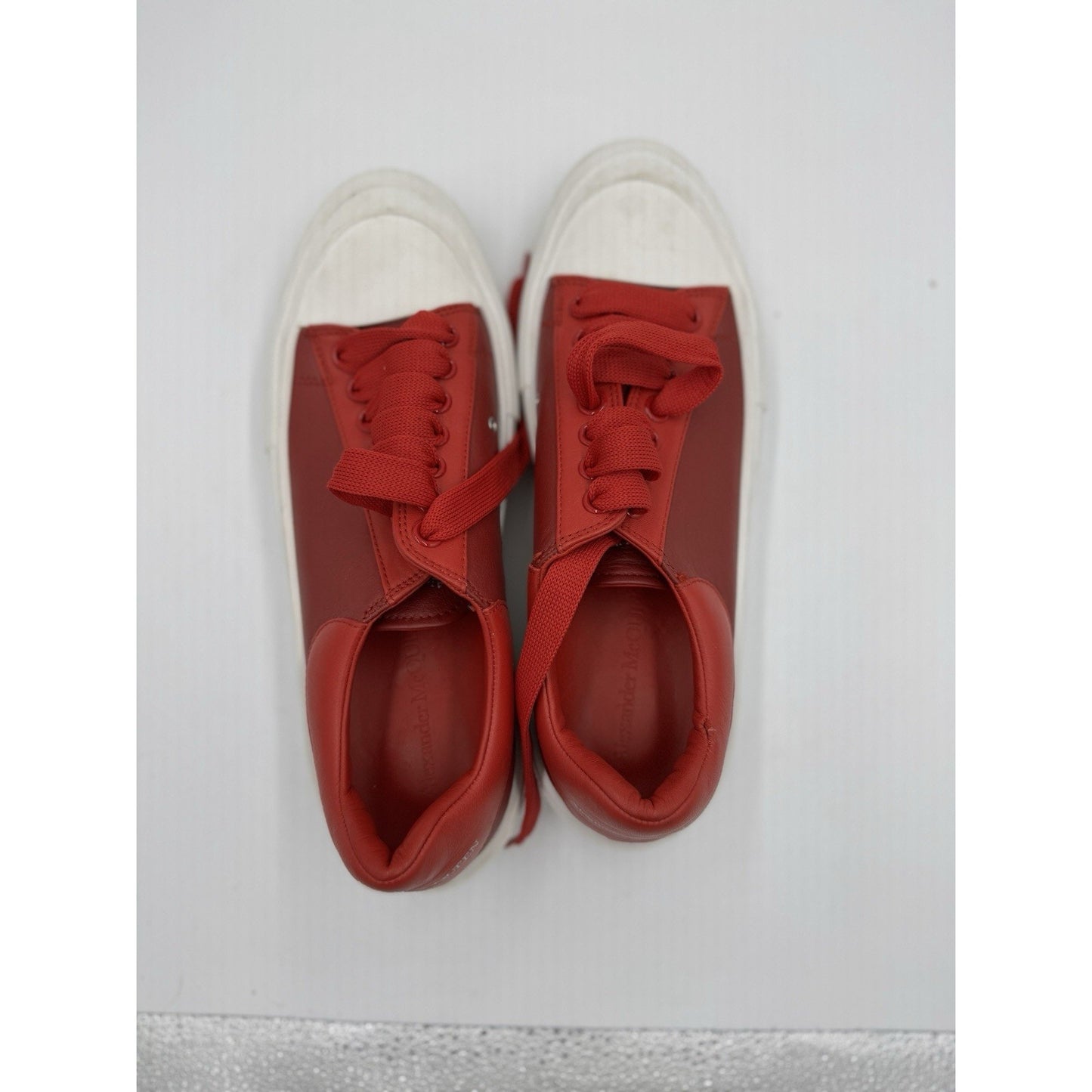 Size Eu 42 US 8.5 Men’s Alexander McQueen Sneakers