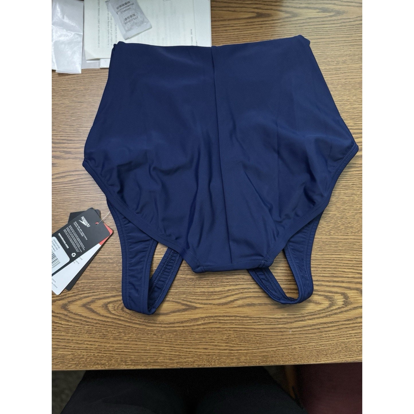 NWT Speedo Women Blue Ultraback One-Piece Bathing Swimsuit Swimwear Size 6