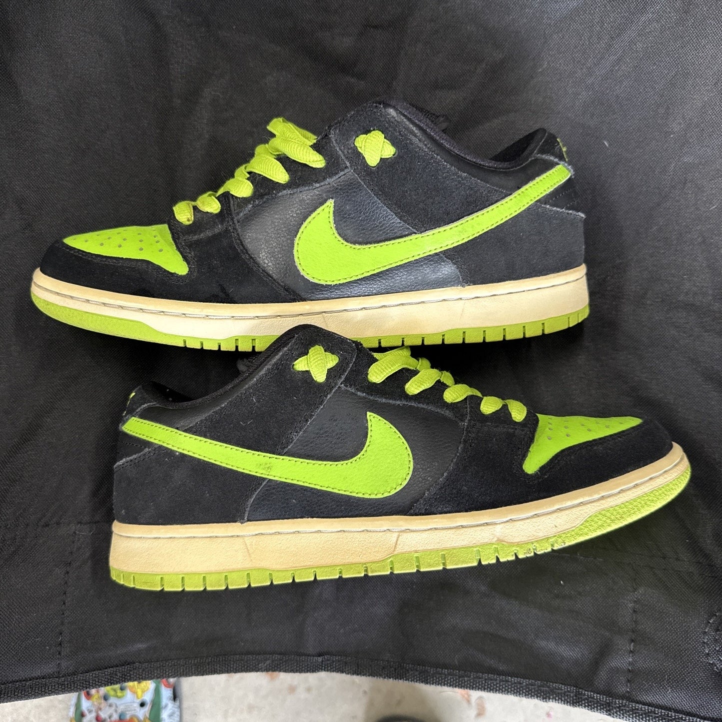 NIKE SB DUNK LOW NEON J PACK SIZE 9