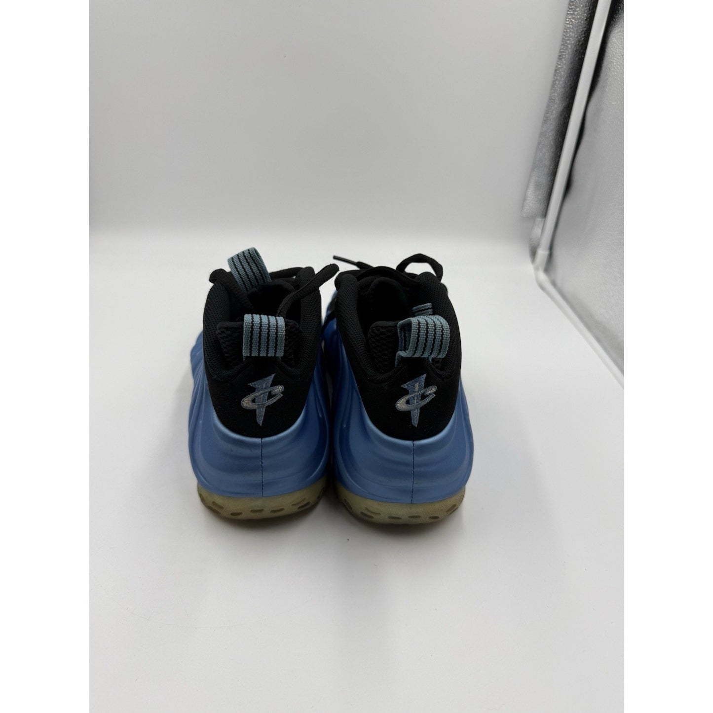 Size 9 - Nike Air Foamposite One University Blue