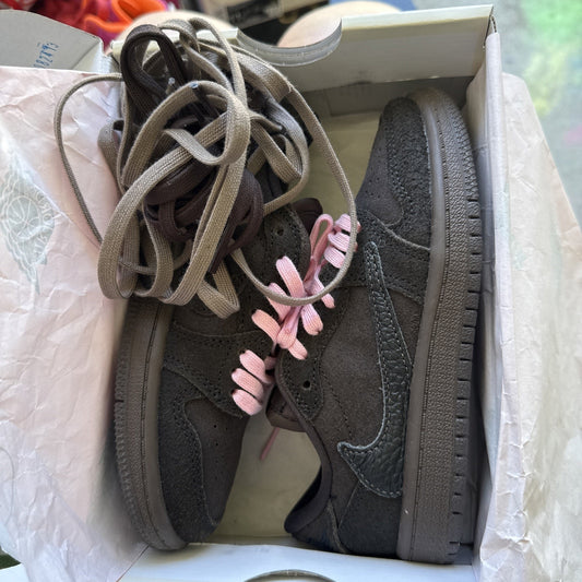Travis Scott Jordan 1 Low OG SP Dark Mocha/Velvet Brown Sneakers Size 11C