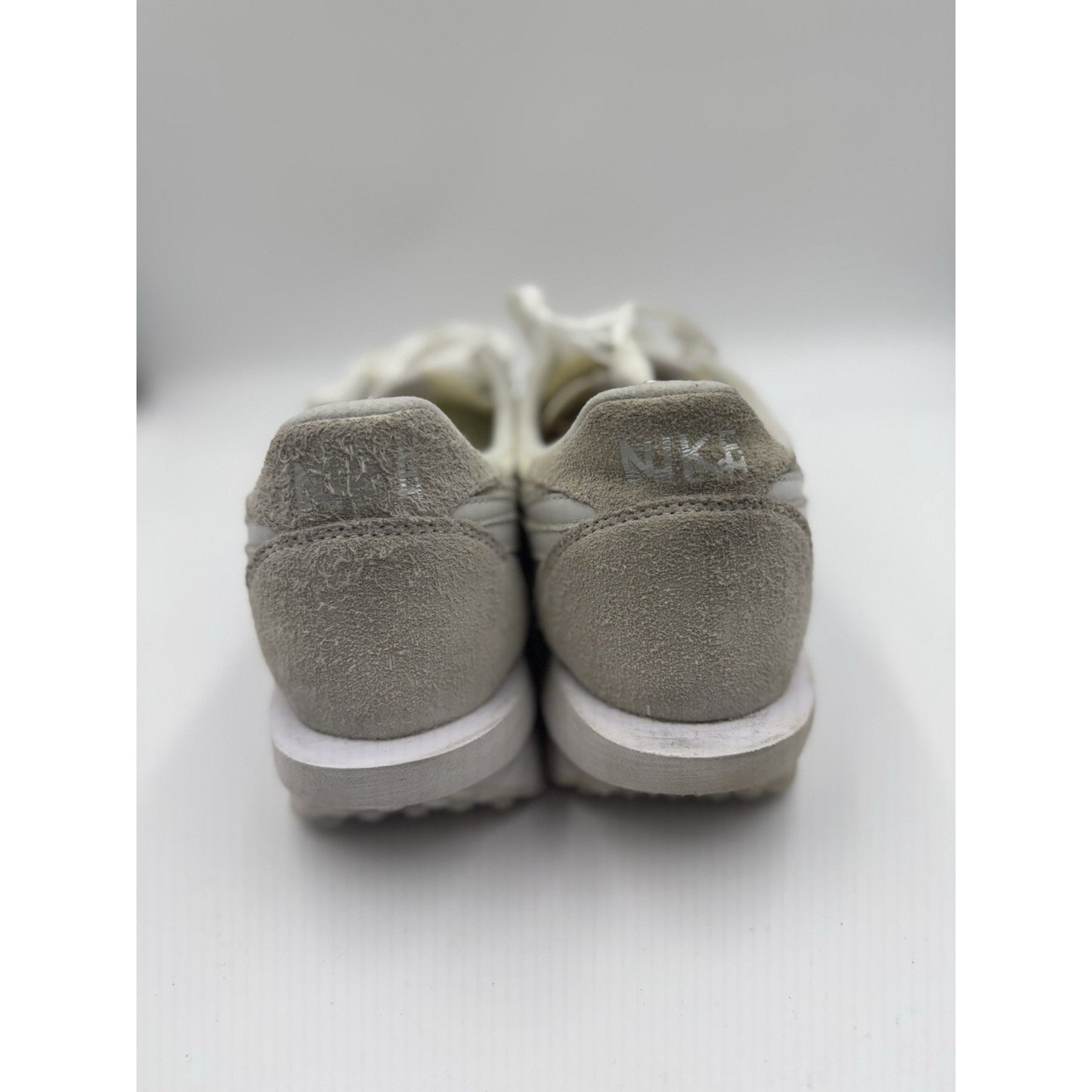 Size 10.5 - Nike sacai x LDWaffle White Nylon NBS272