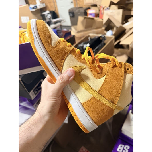 Size 9 - Nike Dunk SB High Fruity Pack - Pineapple