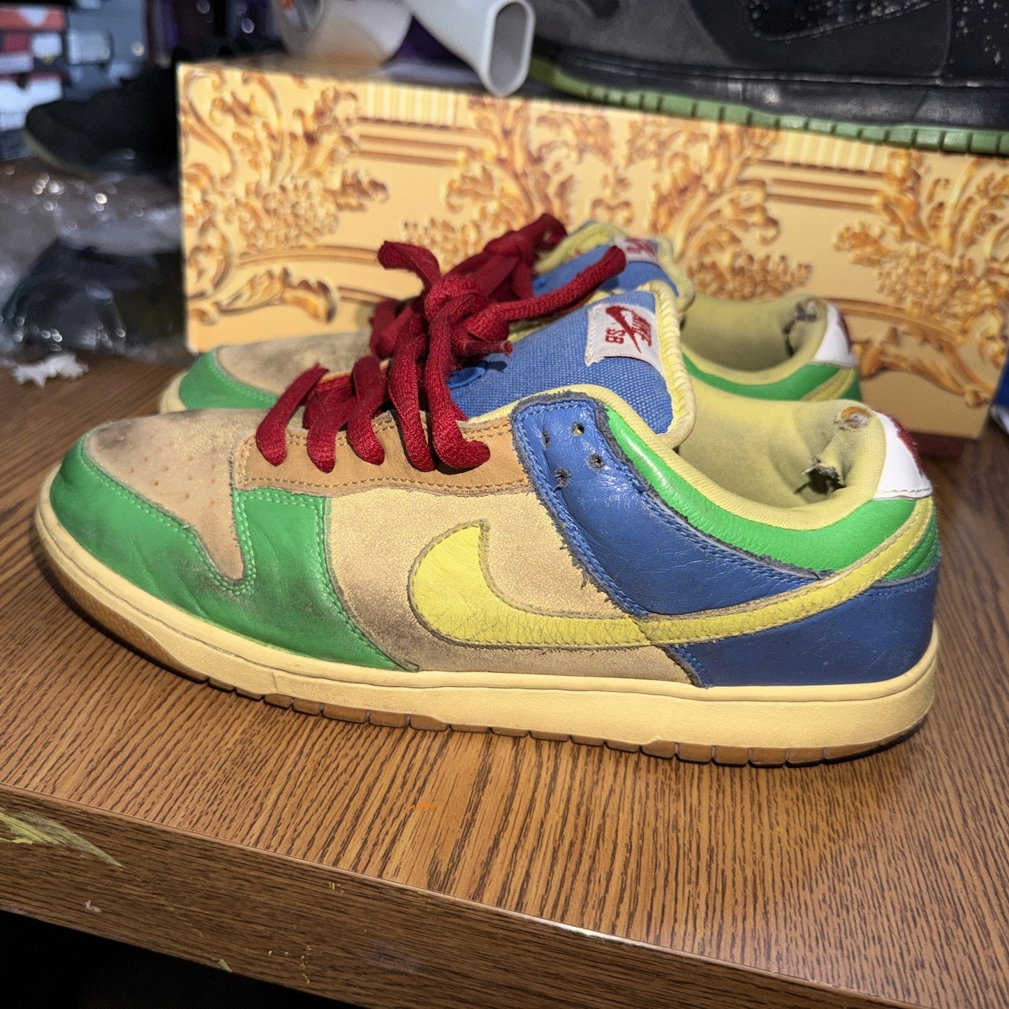 Size 9.5 - Nike Dunk Premium Sb Low Brooklyn Projects