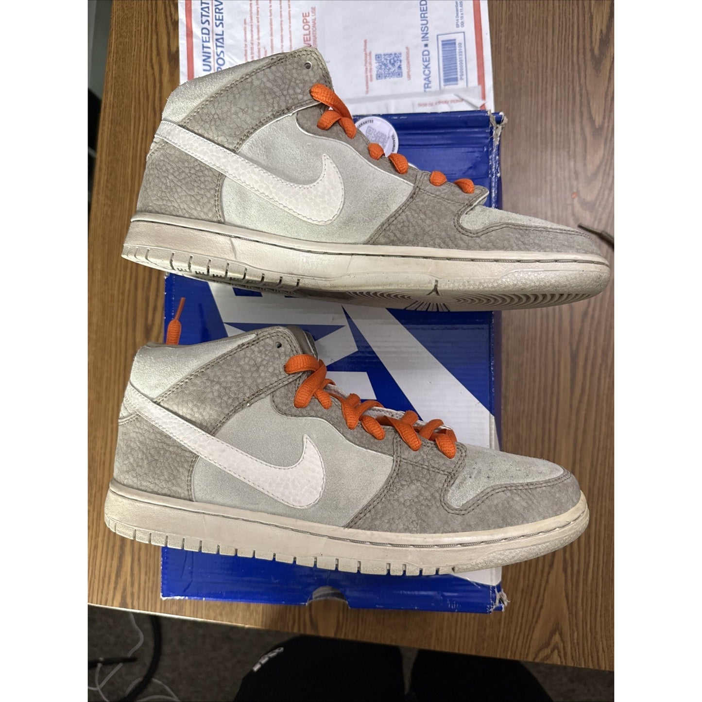 Size 8.5 - Nike Dunk Pro SB Mid Light Stone Khaki Rare Blue Box Gem
