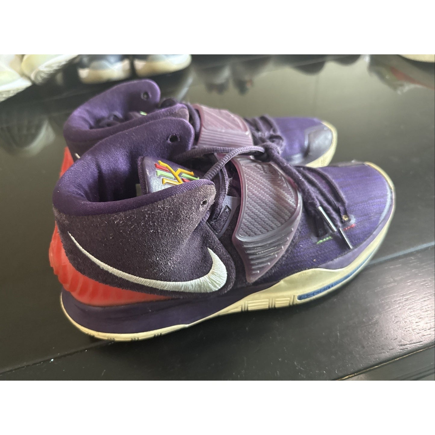 Size 10.5 - Nike Kyrie 6 Enlightenment NBS219