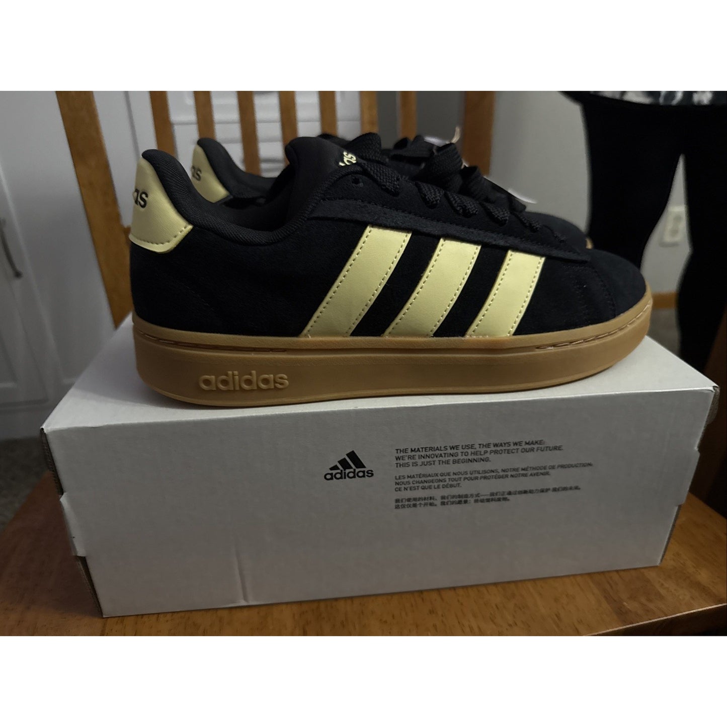 Size 10 Woman's Sneakers & Athletic Shoes adidas Grand Court Alpha 00s BS123