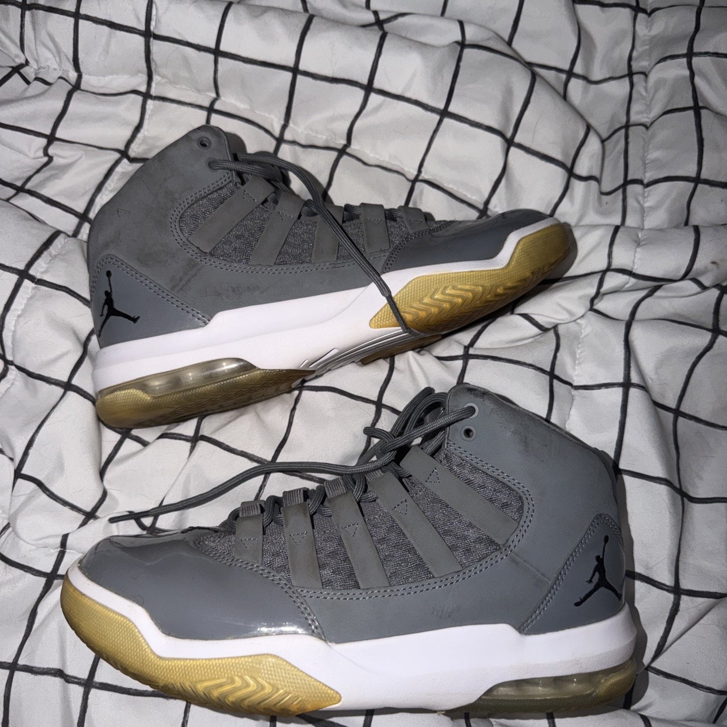 Jordan Max Aura Cool Gray Size 7.5