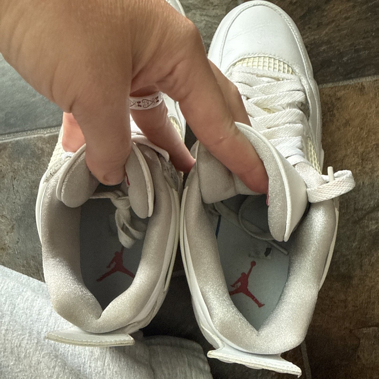 Size 9.5 - Jordan 4 Retro Mid White Oreo