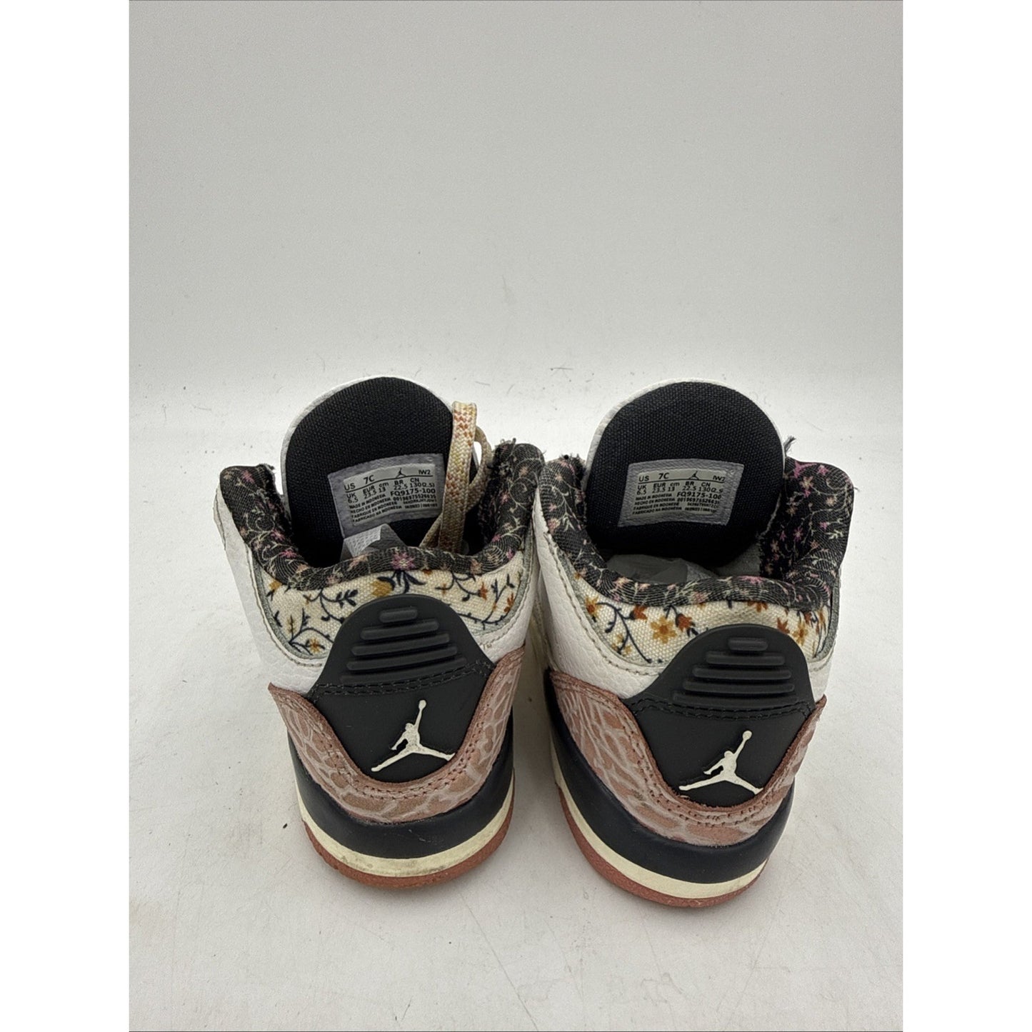 Size 7C Jordan 3 Red Stardust FQ9175-100