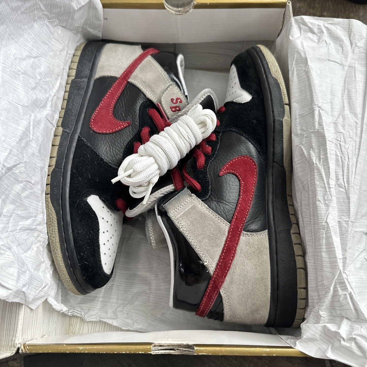 Size 9 - Nike Dunk Premium Mid November Rain