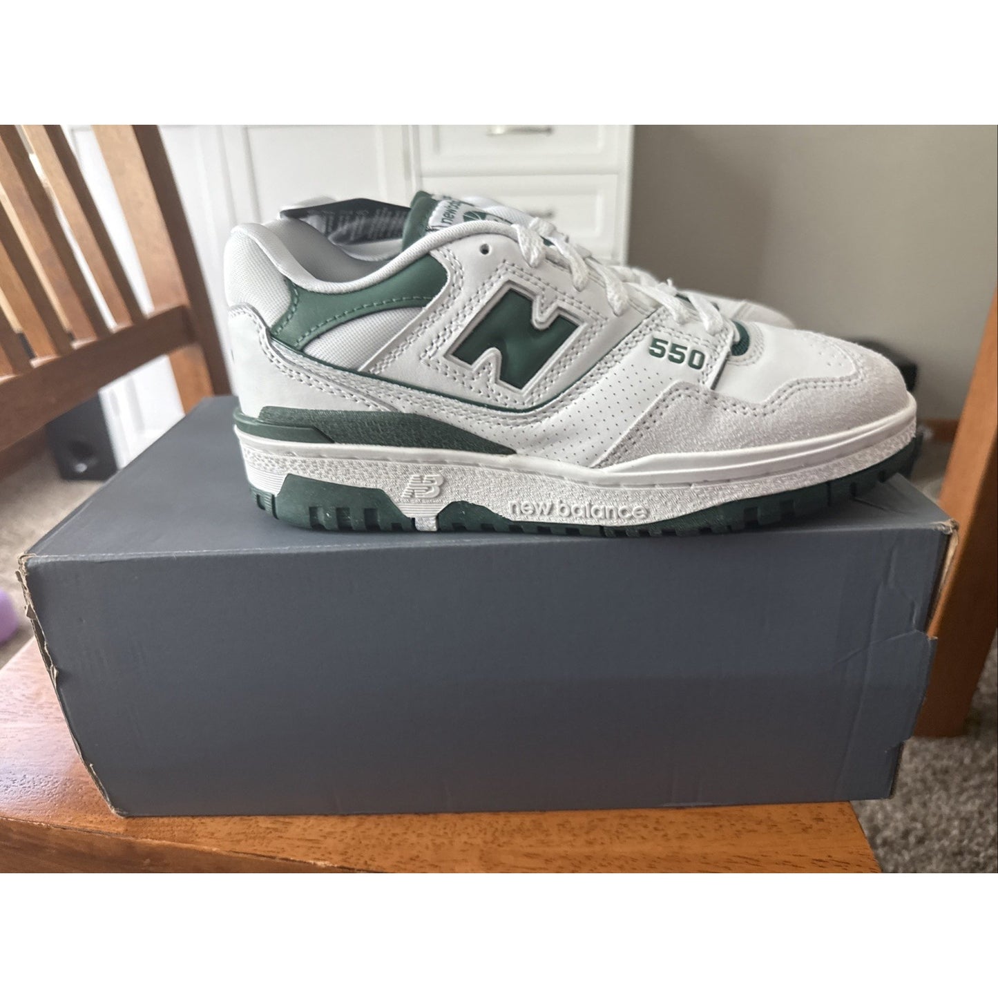 Size 5 - New Balance 550 White/Green 2021 - BB550WT1 BS062
