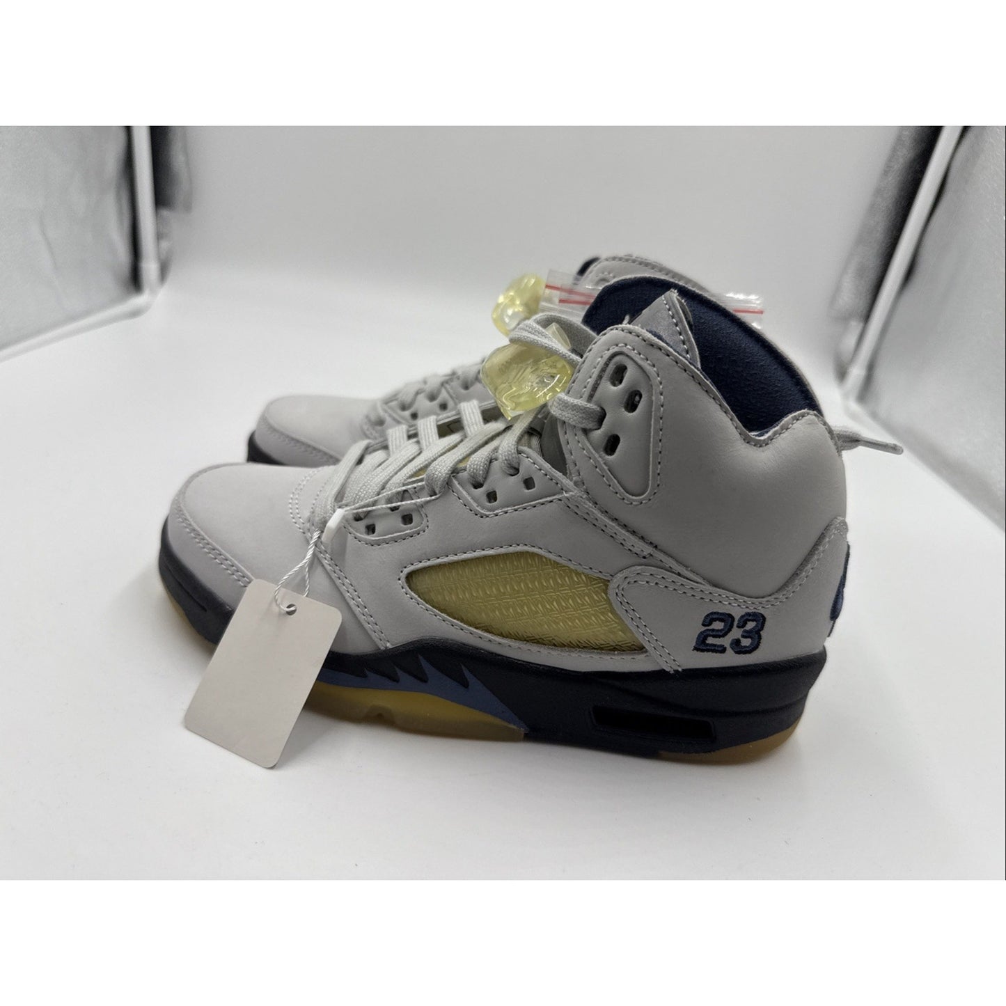 Size 5 - A Ma Maniére x Air Jordan 5 Retro Dawn W