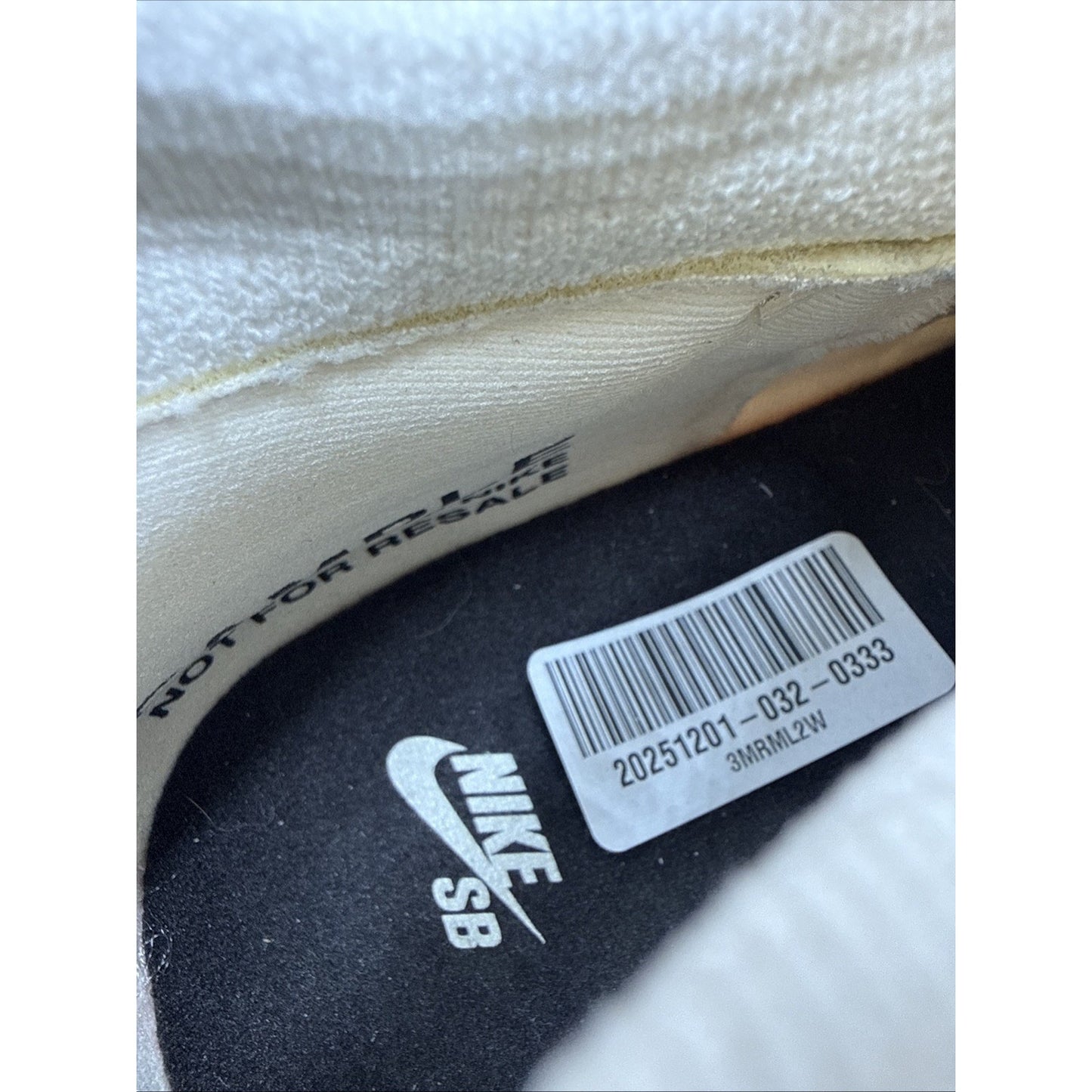 SAMPLE 1 OF 1 Nike SB Zoom Dunk High Elite Cream Gum Yellow (Size 9) Unreleased