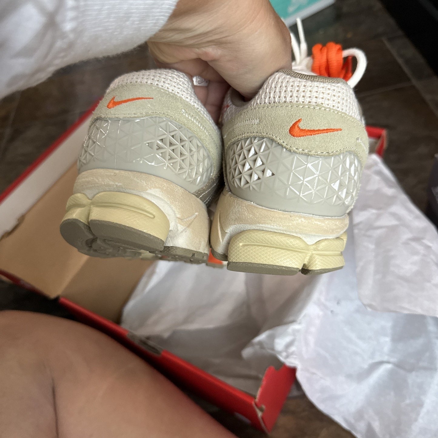 Size 9 - Nike Air Zoom Vomero 5 Muslin Pale Ivory