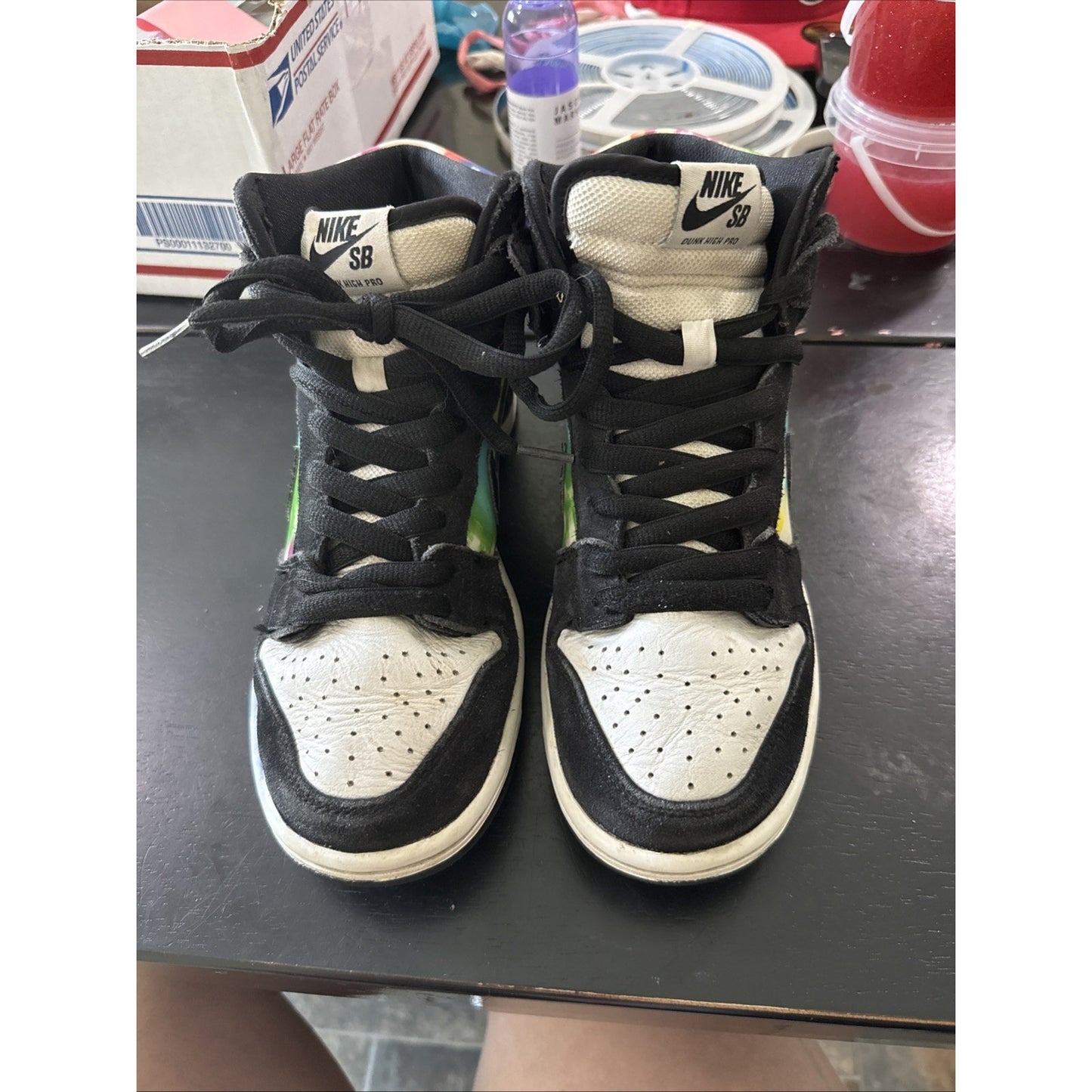 Size 5.5 - Nike Dunk SB High TV Signal