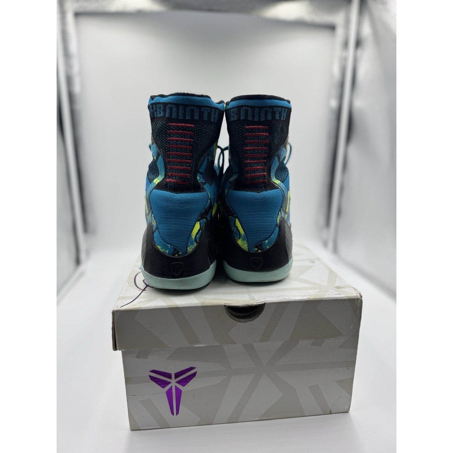 Size 10 Kobe 9 Elite Perspective 630847-400