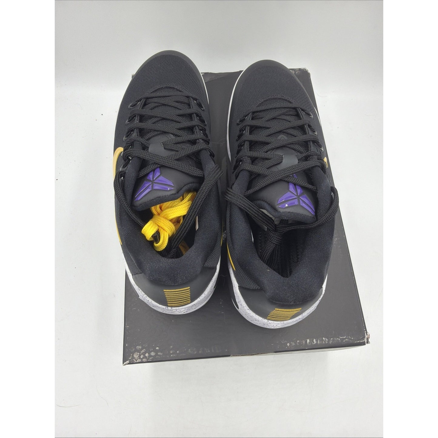 Size 9.5 - Nike Kobe 9 EM Protro TB Lakers Away