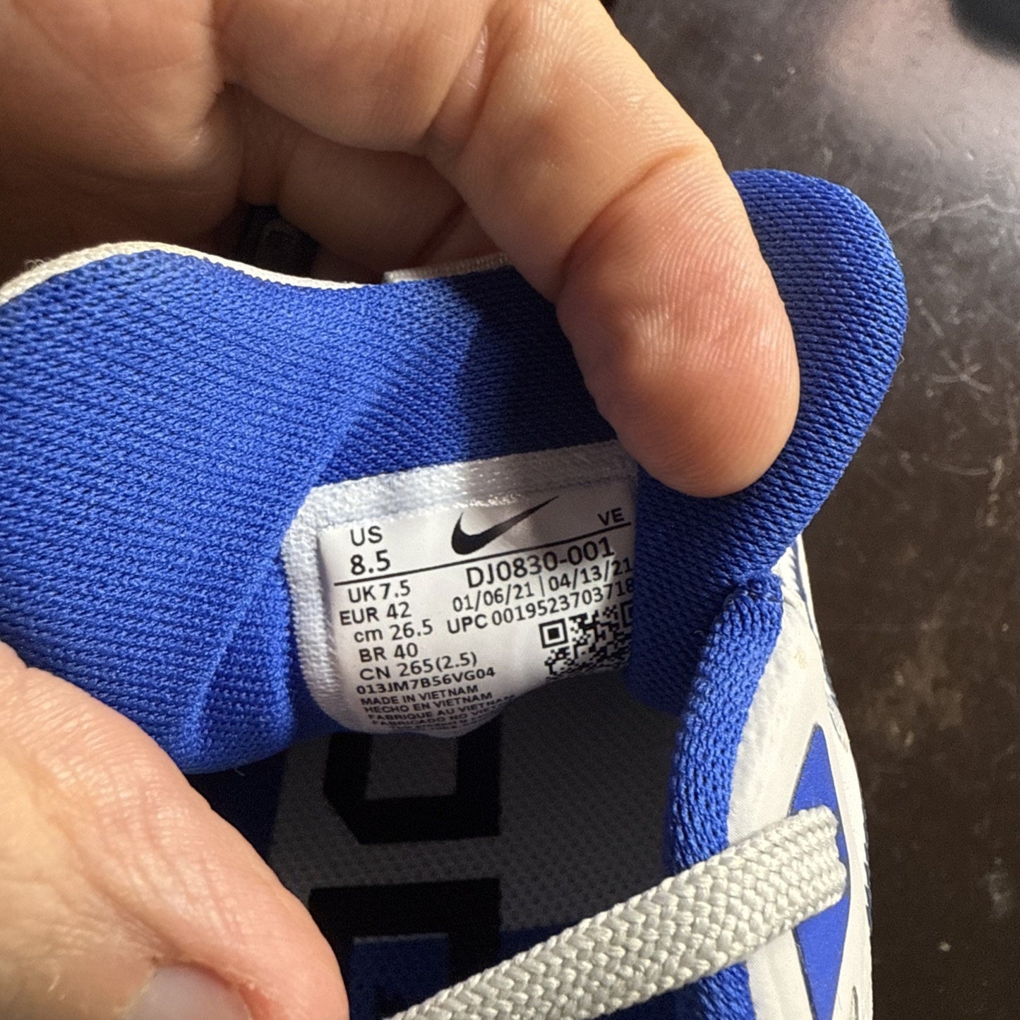 Size 8.5 - Nike Air Zoom Pegasus 38 Kentucky