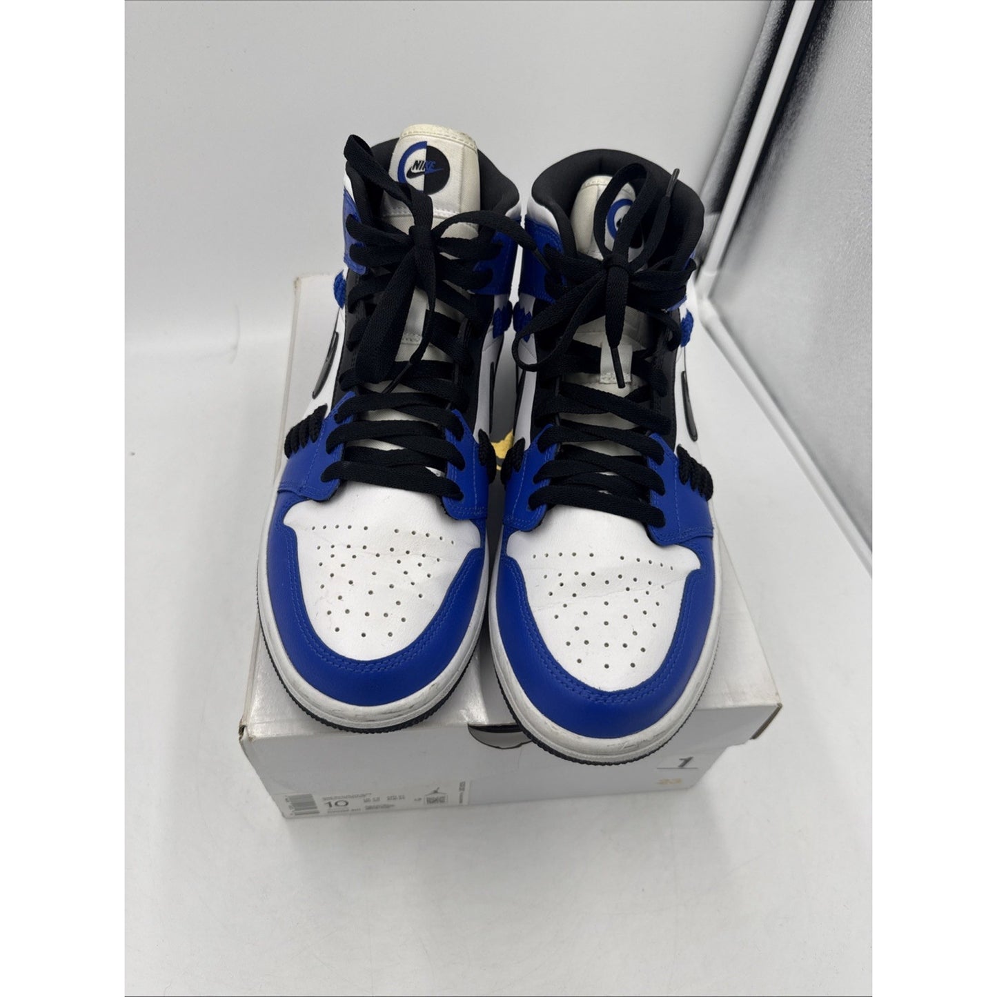 Size 10 - Air Jordan 1 Mid Sisterhood W