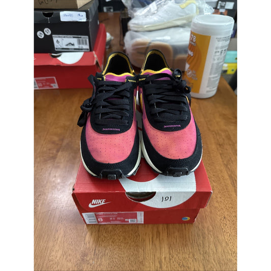 Size 6 Nike Waffle One Active Fuchsia Pink Yellow Black Women's Shoes BS411