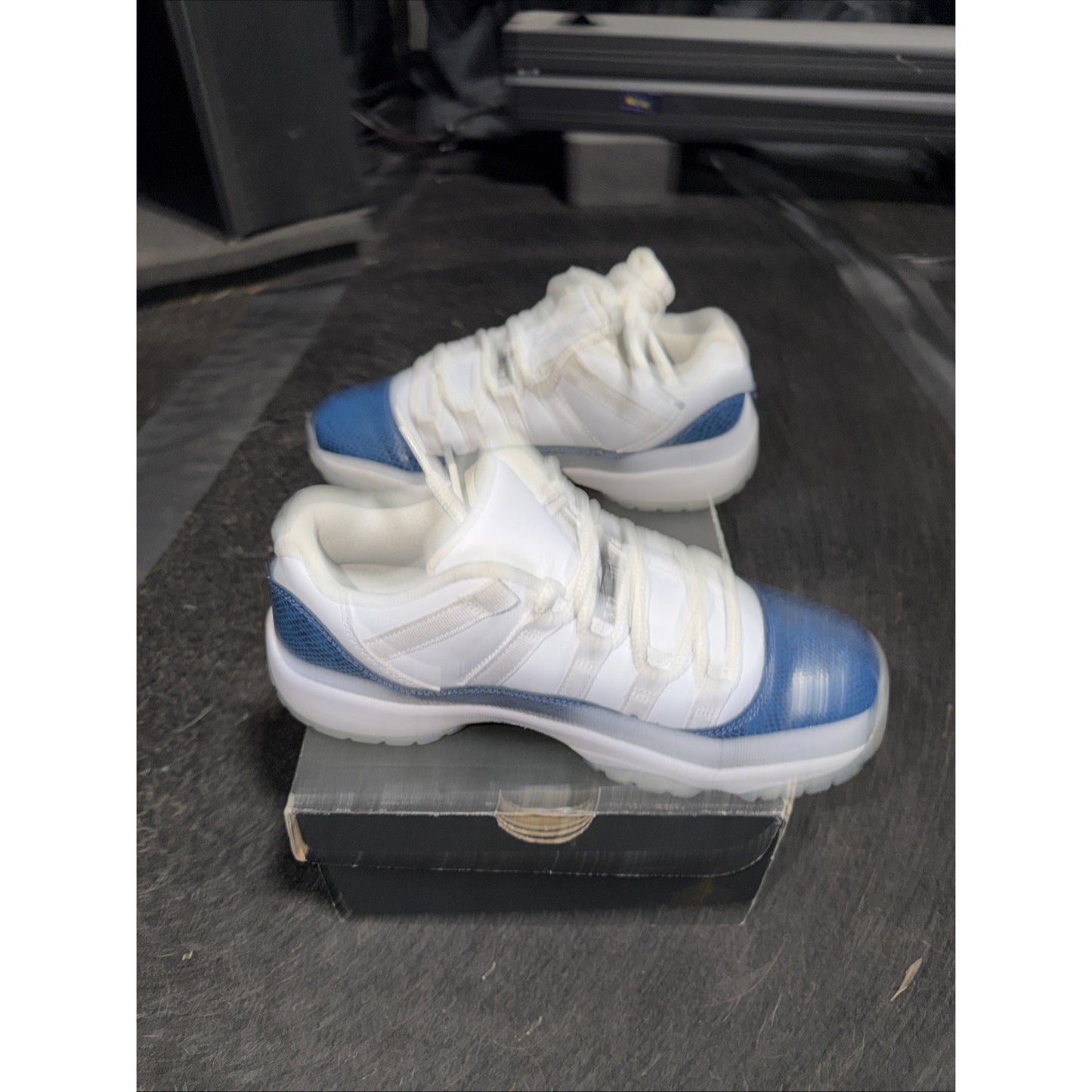 Size 7 (GS) - Jordan 11 Retro 2019 Low Navy Snakeskin