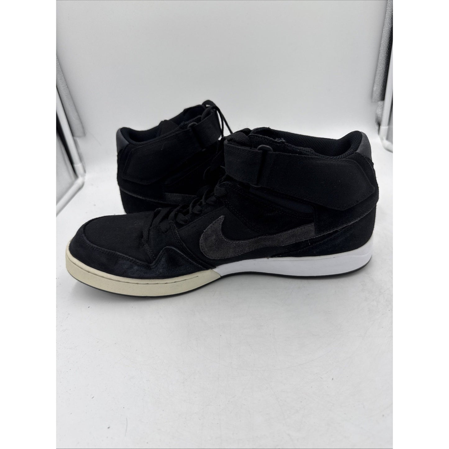 Size 15 - Nike Zoom Mogan 2 Mid Black