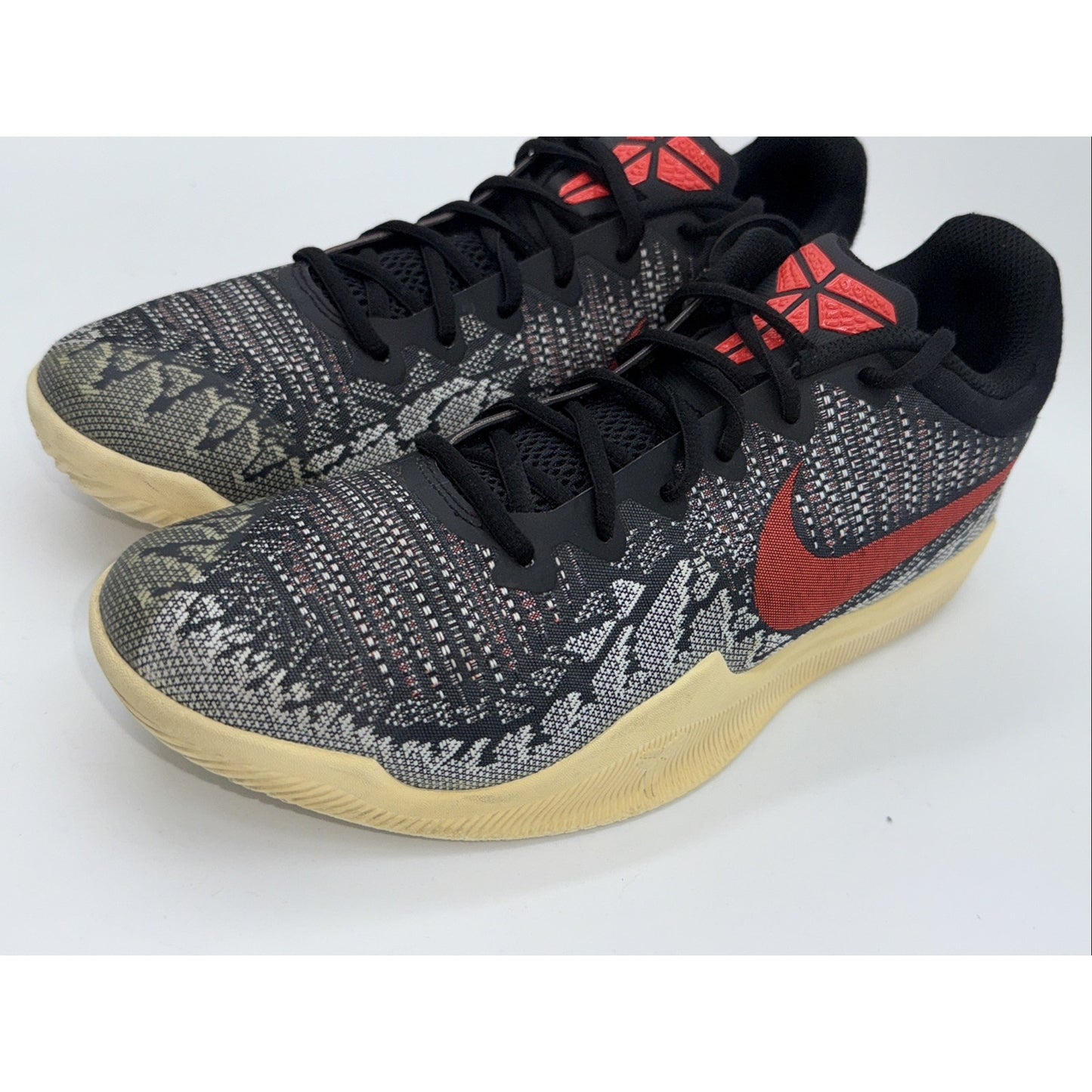 Size 9 - Nike Mamba Rage Bright Crimson
