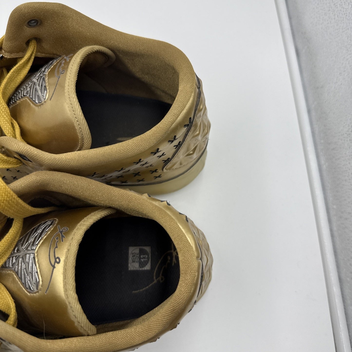 Size 13 - Nike Kobe 10 EXT Mid Liquid Gold