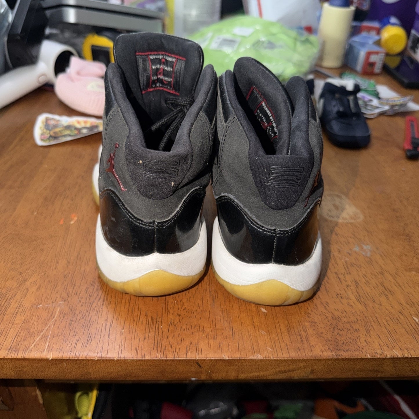 Size 5 (GS) - Jordan 11 Mid 72-10