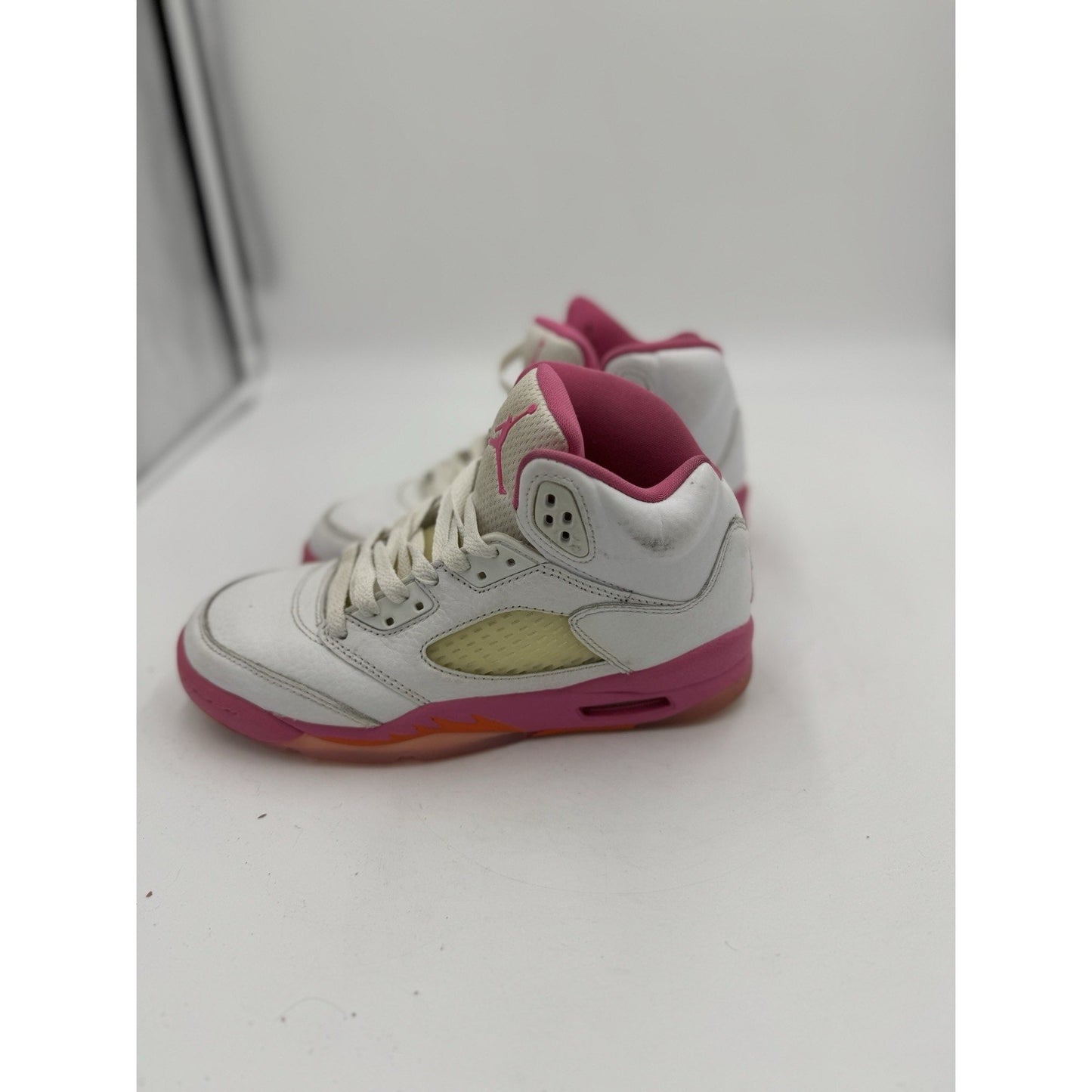Size 4y Jordan 5 Retro WNBA Pinkscile 440992-168