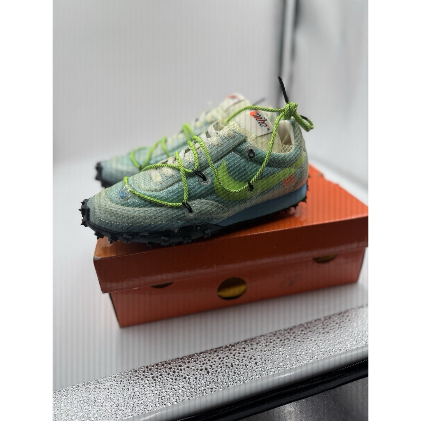 Size 5.5 - Nike Off-White x Waffle Racer Vivid Sky W BS739