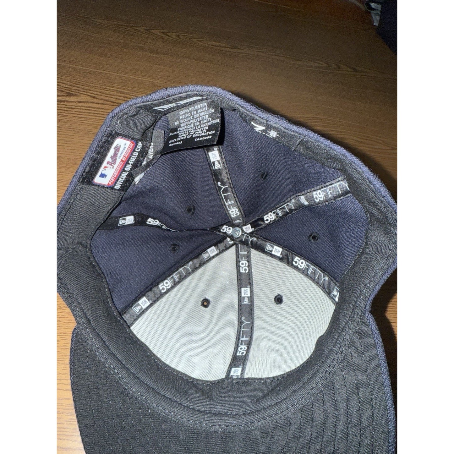 New Ear Fitted Yankees Hat Size 7 5/8