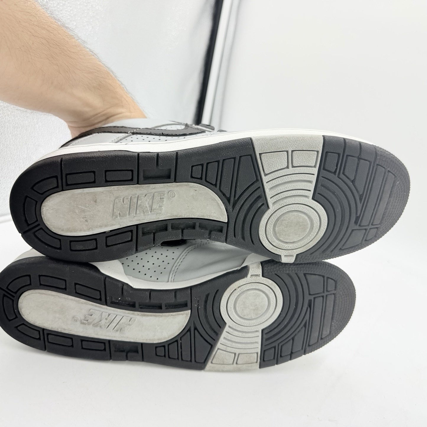 Size 9.5 - Nike Delta Force Low Silver Black