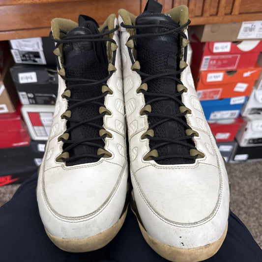 Size 12 - Air Jordan 9 Retro Statue